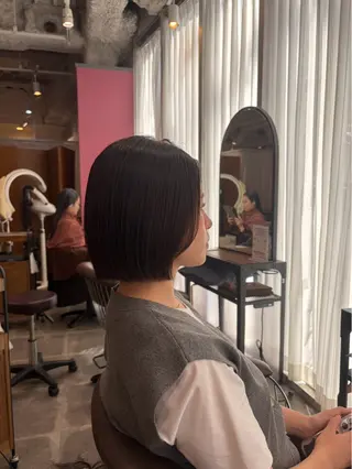 labless MOEのヘアスタイル