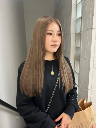 ロング カラー 💜Noa /艶髪ハイトーン💫のヘアスタイル