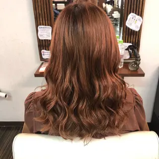 ミディアム カラー 山崎 絵莉香のヘアスタイル