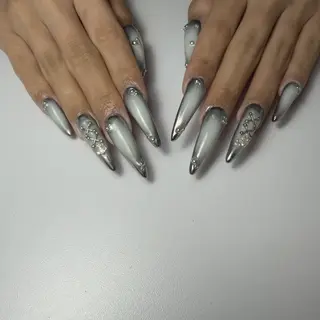 ネイル Nail mood デザイン持ち込みokのネイルデザイン