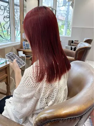 ミディアム カラー 齋藤 咲のヘアスタイル