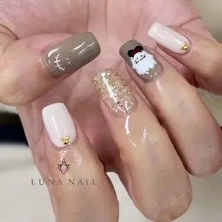 ネイル アトリエ　ミモザ所属・いまむら あかりのネイルデザイン