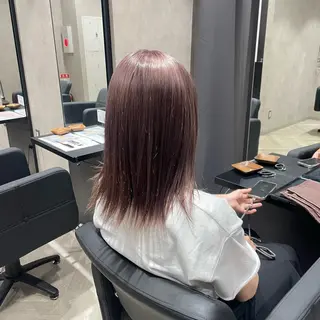 ミディアム カラー ピンクカラー/ 透明感カラー鈴木海音のヘアスタイル