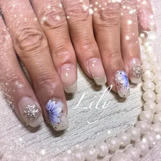 ネイル Lily*nail 🌻Mii🌻のネイルデザイン