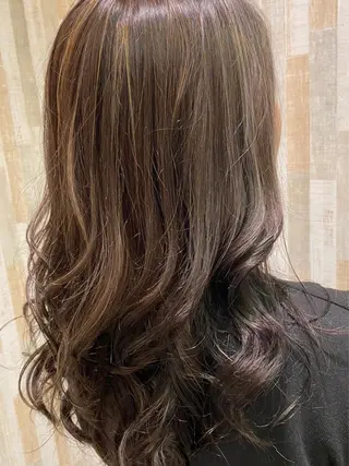 ロング カラー デザインカラー✨新倉 佑奈のヘアスタイル