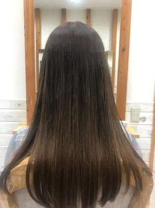 ロング カラー 髪質改善&ブリーチ 伊勢 祐一郎のヘアスタイル