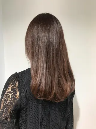 ミディアム カラー ブリーチ特化 梅田本多翔のヘアスタイル