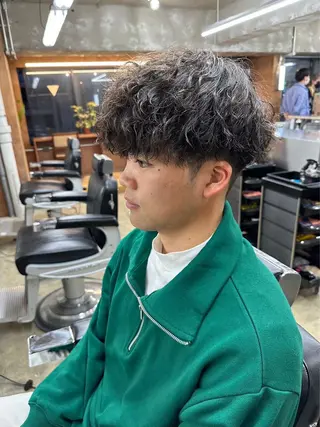 パーマ メンズ 🔥波巻き/ツイスパ 特化🔥メンズパーマのヘアスタイル