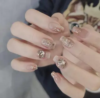 ネイル Queens みなみのネイルデザイン