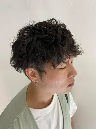 ミディアム パーマ メンズ 柳澤 和也のヘアスタイル