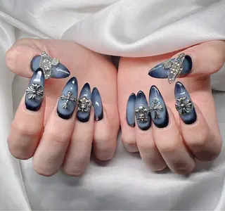 ネイル Lee Nailsのネイルデザイン