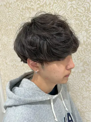 ショート パーマ メンズ 髪質改善カラー💎 オオネヨシナリのヘアスタイル