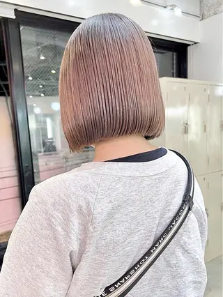 ミディアム カラー 艶ハイトーン🌈 ユウトのヘアスタイル