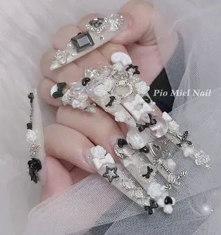 ネイル Pio Mielのネイルデザイン