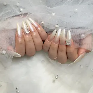 ネイル ココ美ネイルサロン所属・bonny nail みゆのネイルデザイン