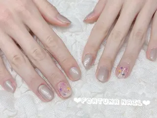 ネイル Nail •Head スパFortunaのネイルデザイン