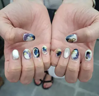 ネイル nailstudio eviz新宿店のネイルデザイン