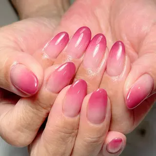 ネイル RuxuryNail ／RiAnnaのネイルデザイン