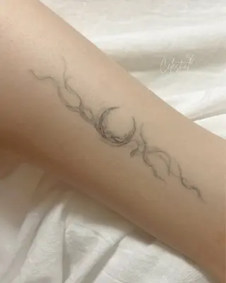 Celestial nailのネイルデザイン