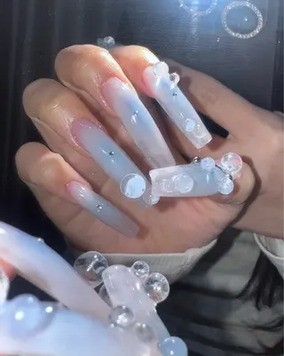 ネイル nolimit.osakaアメ村店所属・NOLIMIT shihoのネイルデザイン