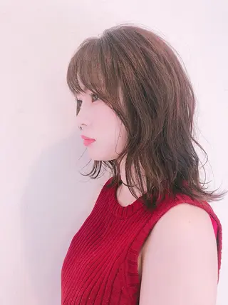 ミディアム カラー 伊藤 さやかのヘアスタイル