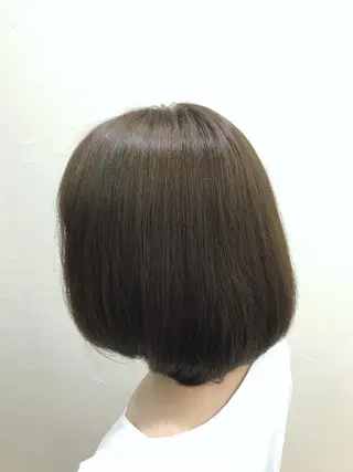 ショート カラー 加藤 憂のヘアスタイル