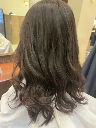 セミロング BENI鈎取 kanakoのヘアスタイル