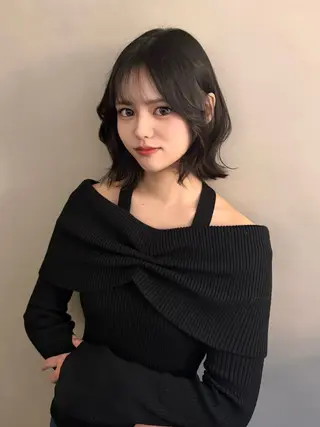 ミディアム カラー 🩷渋谷/韓国/レイ ヤー/透明感Sayaのヘアスタイル