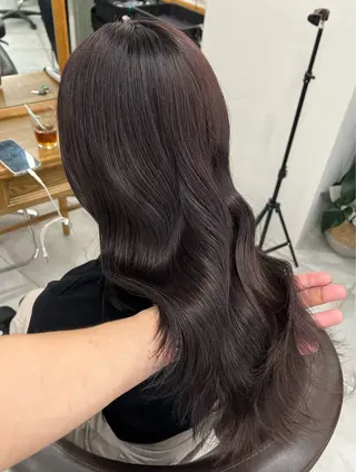 ロング カラー 赤みゼロ/透明感 カラー🌿KANTAのヘアスタイル