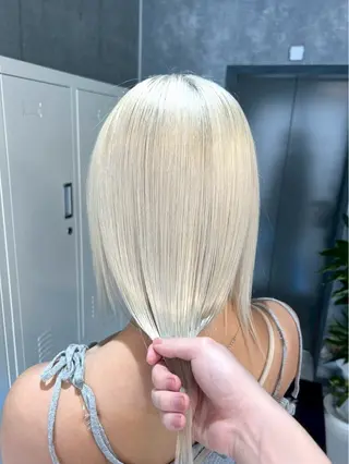 カラー 🦋ハイトーン×ア レンジ💫Leenaのヘアスタイル