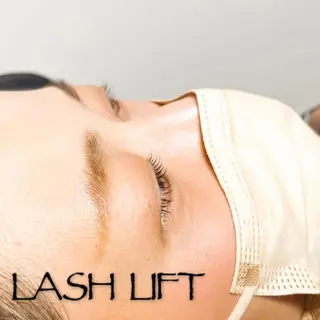 マツエク・マツパ eyesalon なないろ🌈のマツエク・マツパデザイン