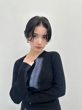 ショート ショートヘア くすみカラー、大場猛のヘアスタイル