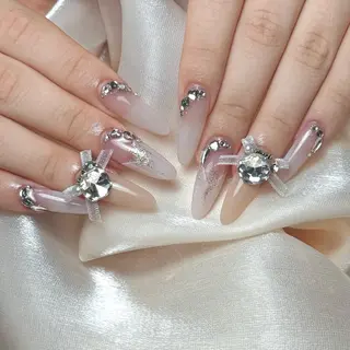 ネイル Maggie Nail🦩のネイルデザイン