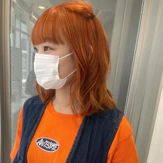 ミディアム ウルフカット/吉村 桃子のヘアスタイル