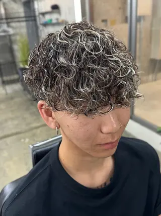 ショート カラー パーマ ヘアアレンジ メンズ メンズ特化酒井翔太 /メンズカット/名駅のヘアスタイル