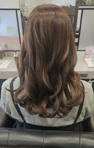 セミロング カラー 関口 友菜のヘアスタイル