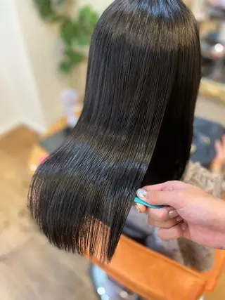 ロング ⚪️髪質改善 縮毛 店長 コウ⚪️のヘアスタイル