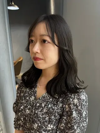 ミディアム カラー Maki /透明感カラーのヘアスタイル