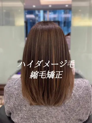 ミディアム コテ巻きパーマ 藤野佑成のヘアスタイル