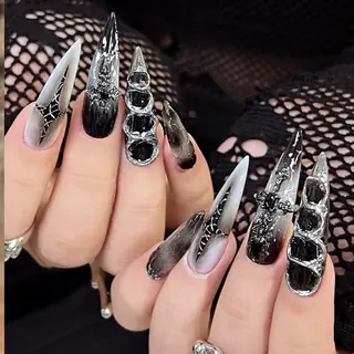ネイル Mika Nails 心斎橋のネイルデザイン