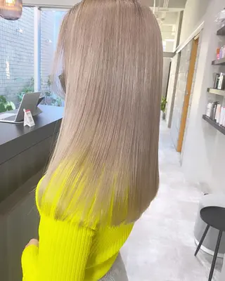 カラー セミロング ♡韓国ヘア♡ ブリーチ✨ハイトーンのヘアスタイル
