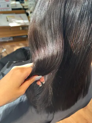 セミロング 巽 愛夏のヘアスタイル