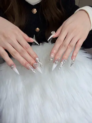 カラー RUBY NAIL SPAのネイルデザイン