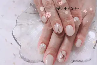 ネイル MiKi Nai池袋 長さだし得意のネイルデザイン