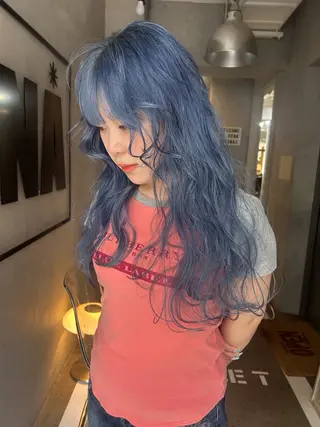 ロング XENA 渋谷店のヘアスタイル