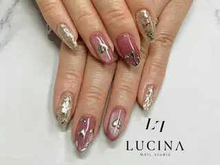 ネイル 新橋 ルキナ スタッフのネイルデザイン