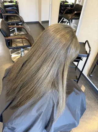 ロング 髪質改善⚡️カラー 🍀武久 誠🍀のヘアスタイル