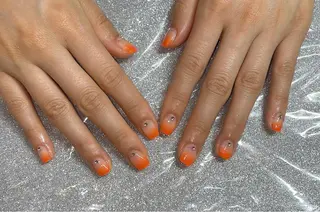 ネイル VIERU 🌈🎀💖のネイルデザイン