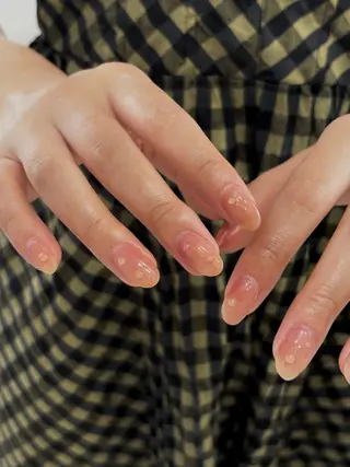 ネイル une／YUKINA 🫧大人nuanceのネイルデザイン