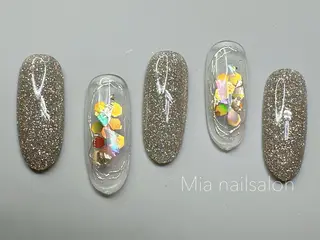 ネイル Mia ネイルサロンのネイルデザイン